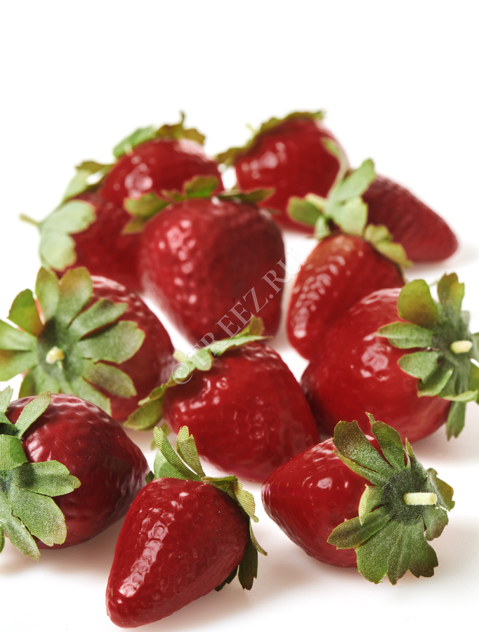 Ягоды Клубники в коробке серия MDP фото