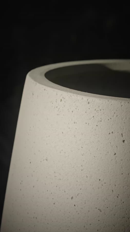 Кашпо TREEZ ERGO - Fine Rock - Design-чаша - Белый песок фото